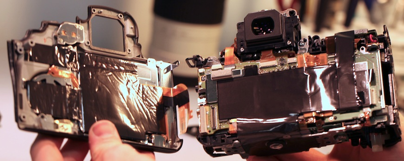 Illustration for article titled Canon 5D Mark III Partial Teardown: Don't Try This At Home